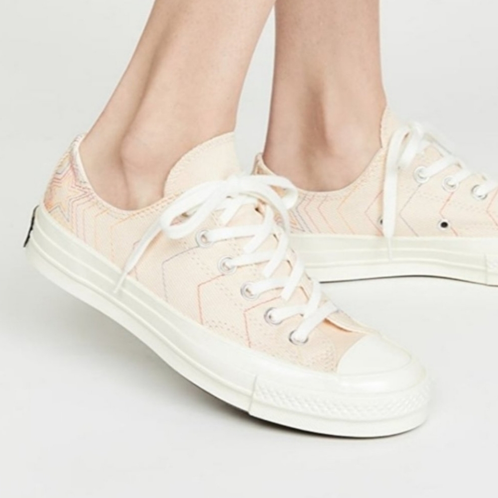 Converse Chuck 70 Rainbow Ox Light Bisque  Cream Pale Putty Women's 10.5